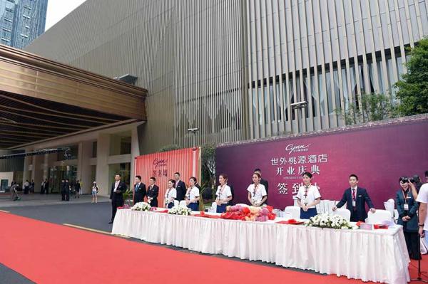 淺析如何找一家專業(yè)的四川演藝公司？